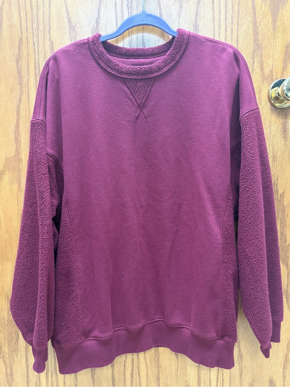 aerie Women's Burgundy Crewneck Pullover